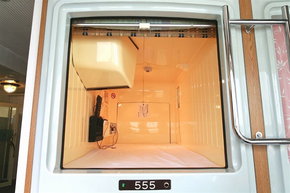 Kua House Capsule hotel